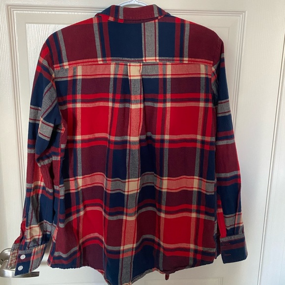 Women’s Tartan Flannel - Picture 11 of 11
